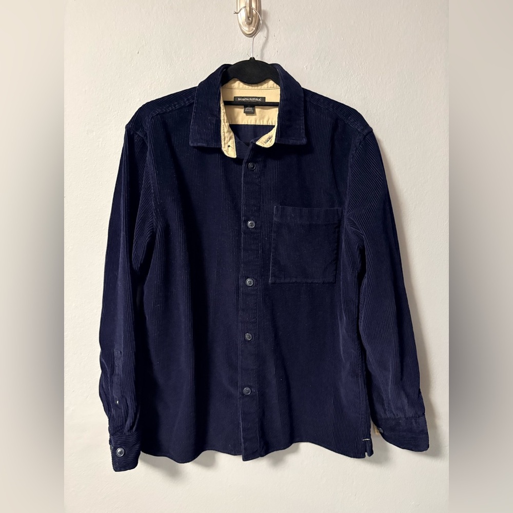 Banana Republic Organic Cotton Corduroy Shirt Jacket in Navy. Size Medium